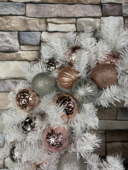 Christmas Wreath with Rose Gold and Silver